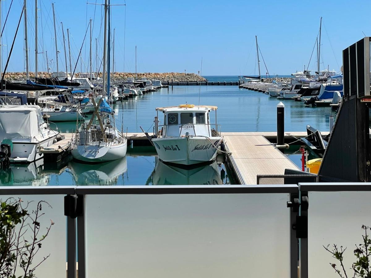 Mariner'S Cove ~ Luxe Waterfront Apartment Mindarie Eksteriør billede