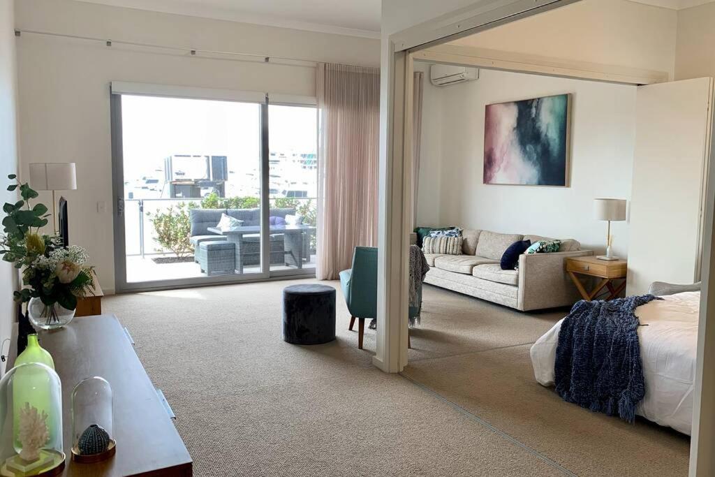 Mariner'S Cove ~ Luxe Waterfront Apartment Mindarie Eksteriør billede