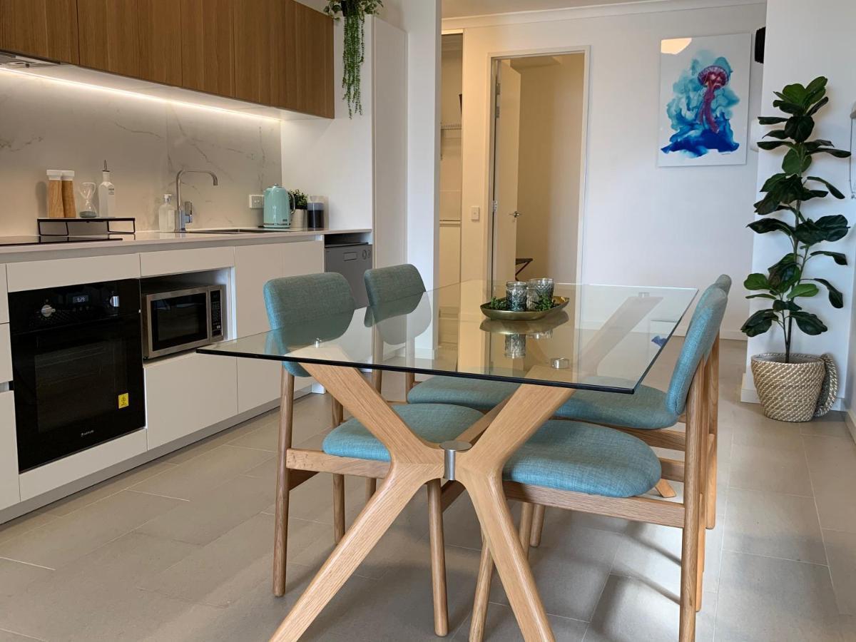 Mariner'S Cove ~ Luxe Waterfront Apartment Mindarie Eksteriør billede